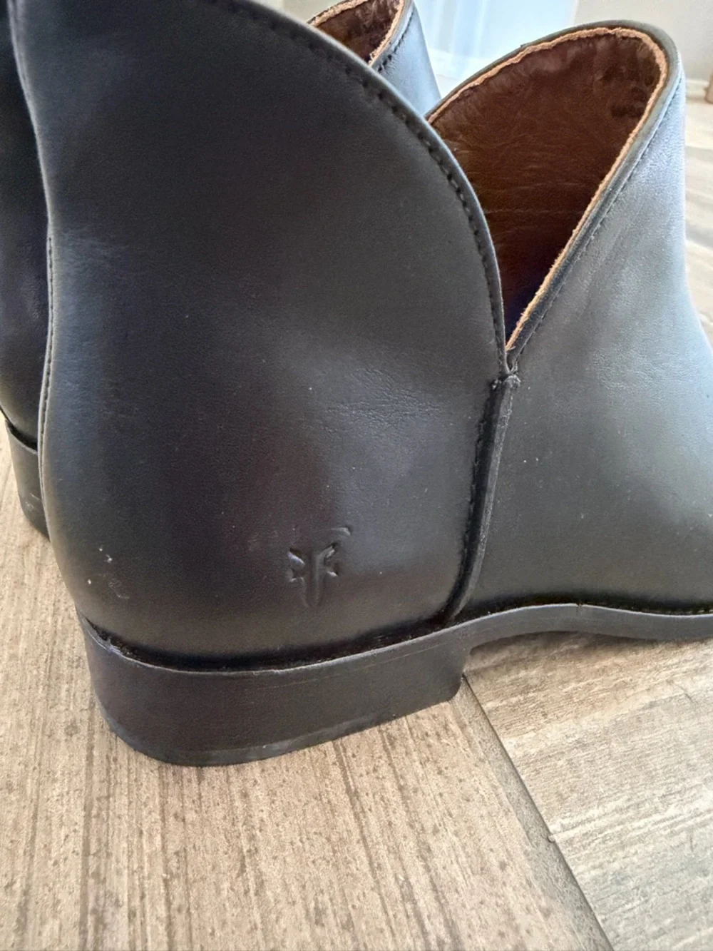 Frye Melissa Shootie 2 boots Women’s size 8 New